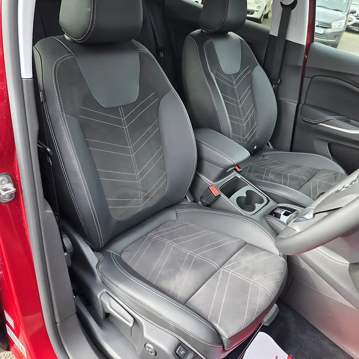 Used 2024 Vauxhall Grandland Ultimate Carmin Premium & Black - Interior and Exterior details 14