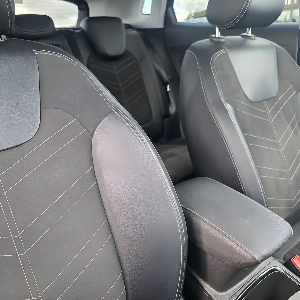 Used 2024 Vauxhall Grandland Ultimate Edition Absolute Black With Black Roof - Interior and Exterior details 18