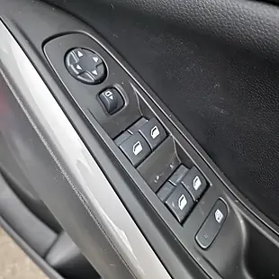 Used 2024 Vauxhall Grandland Ultimate Edition Satin Steel Grey & Black Roof - Interior and Exterior details 13