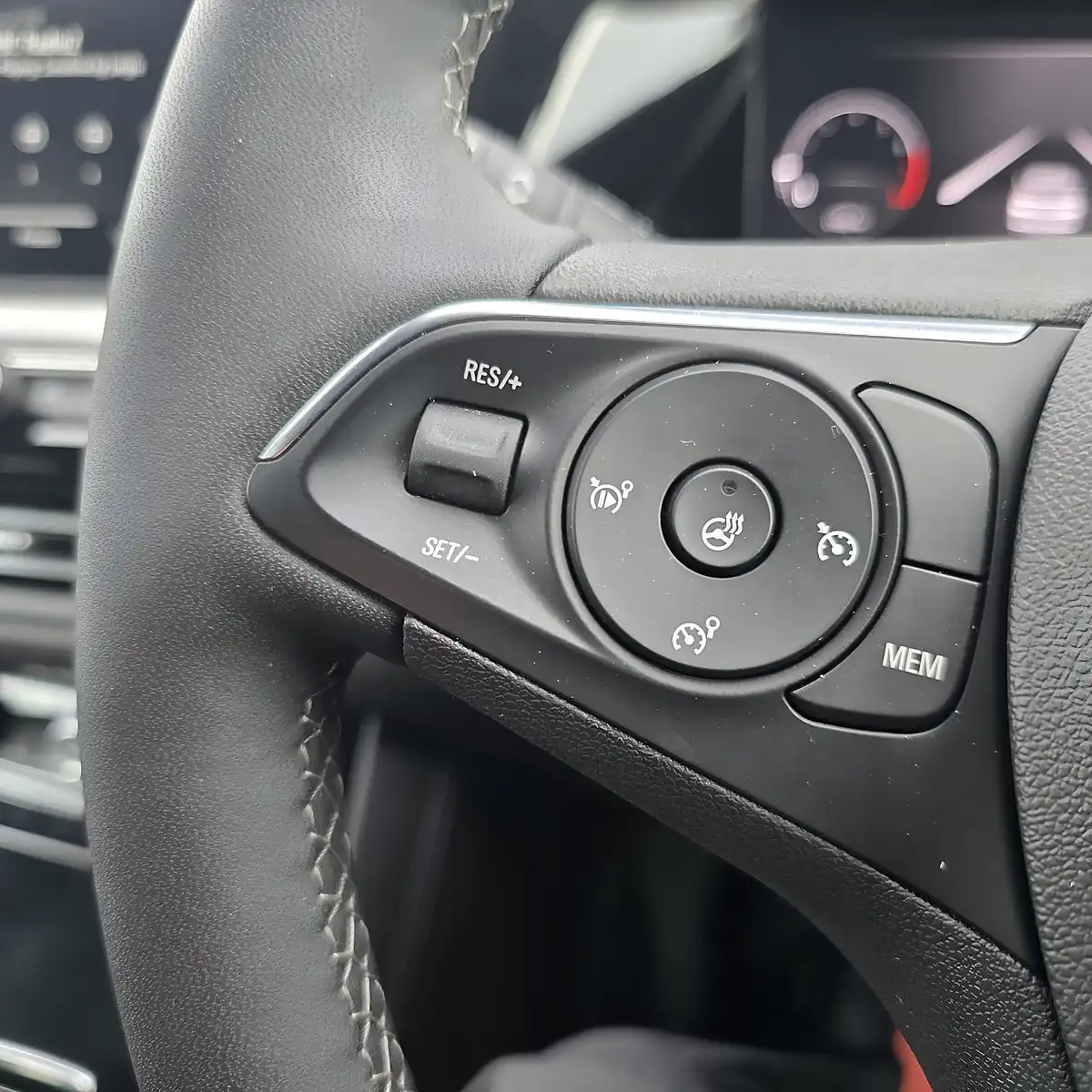 Used 2024 Vauxhall Grandland Ultimate Edition Satin Steel Grey & Black Roof - Interior and Exterior details 14
