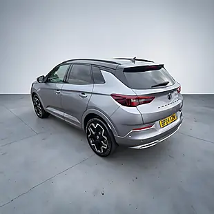 Used 2024 Vauxhall Grandland Ultimate Edition Satin Steel Grey & Black Roof - Interior and Exterior details 4