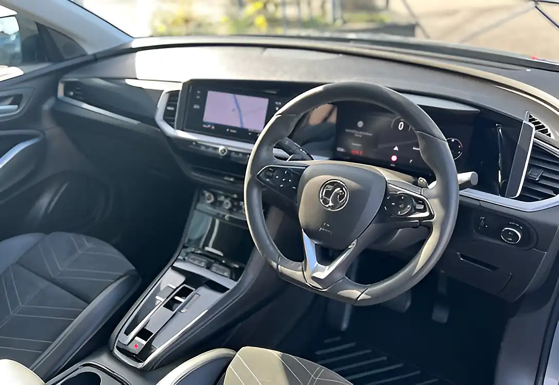 Used 2024 Vauxhall Grandland Ultimate Grey - Interior and Exterior details 16