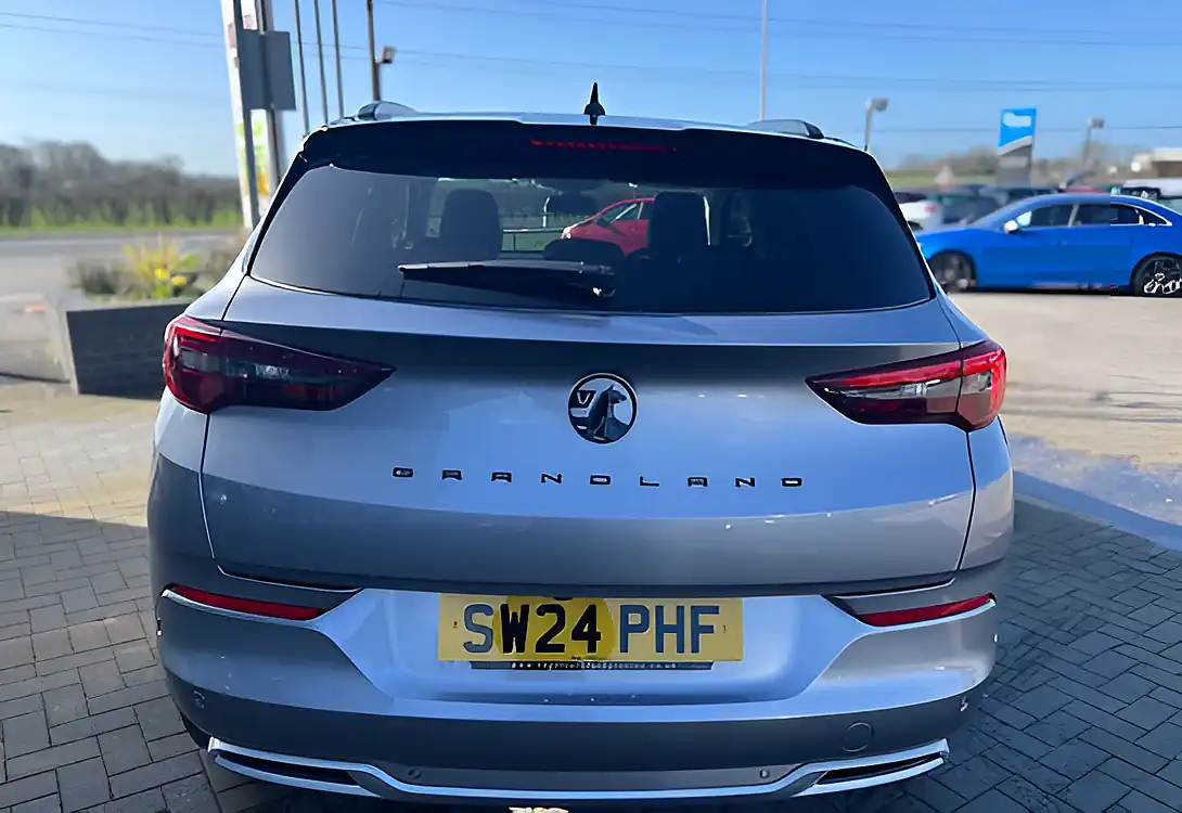 Used 2024 Vauxhall Grandland Ultimate Grey - Interior and Exterior details 8