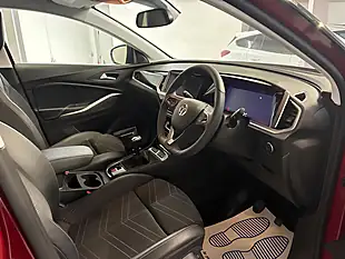 Used 2024 Vauxhall Grandland Ultimate Red - Interior and Exterior details 10