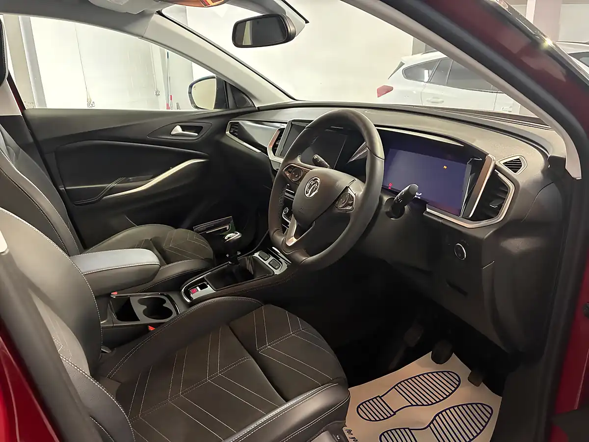 Used 2024 Vauxhall Grandland Ultimate Red - Interior and Exterior details 10