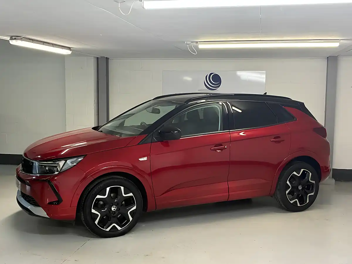 Used 2024 Vauxhall Grandland Ultimate Red - Interior and Exterior details 6
