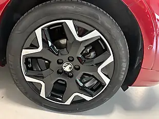 Used 2024 Vauxhall Grandland Ultimate Red - Interior and Exterior details 7