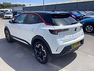 Used 2024 Vauxhall Mokka Electric Gs Arctic White (solid Paint) - Interior and Exterior details 2