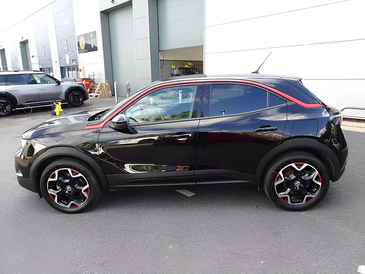Used 2024 Vauxhall Mokka Electric Gs Carbon Black - Interior and Exterior details 10