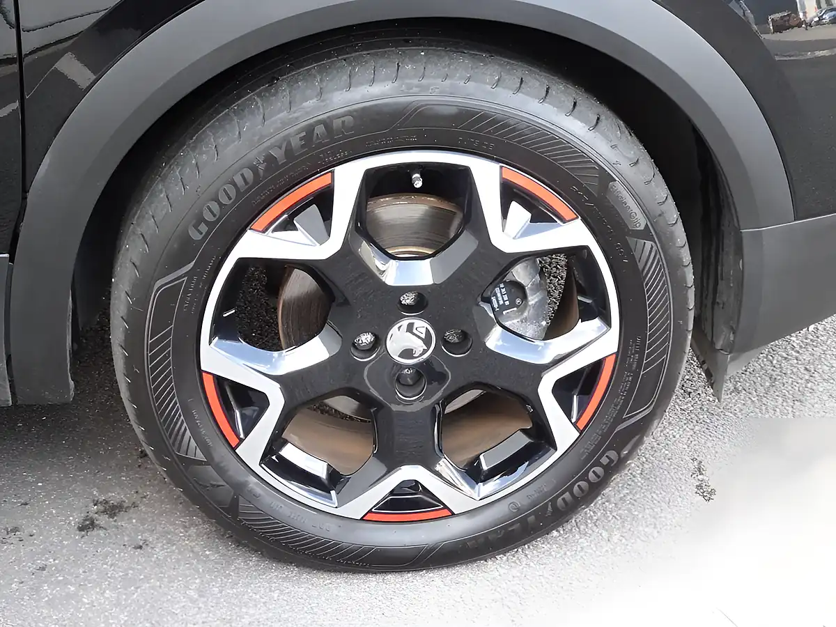 Used 2024 Vauxhall Mokka Electric Gs Carbon Black - Interior and Exterior details 20