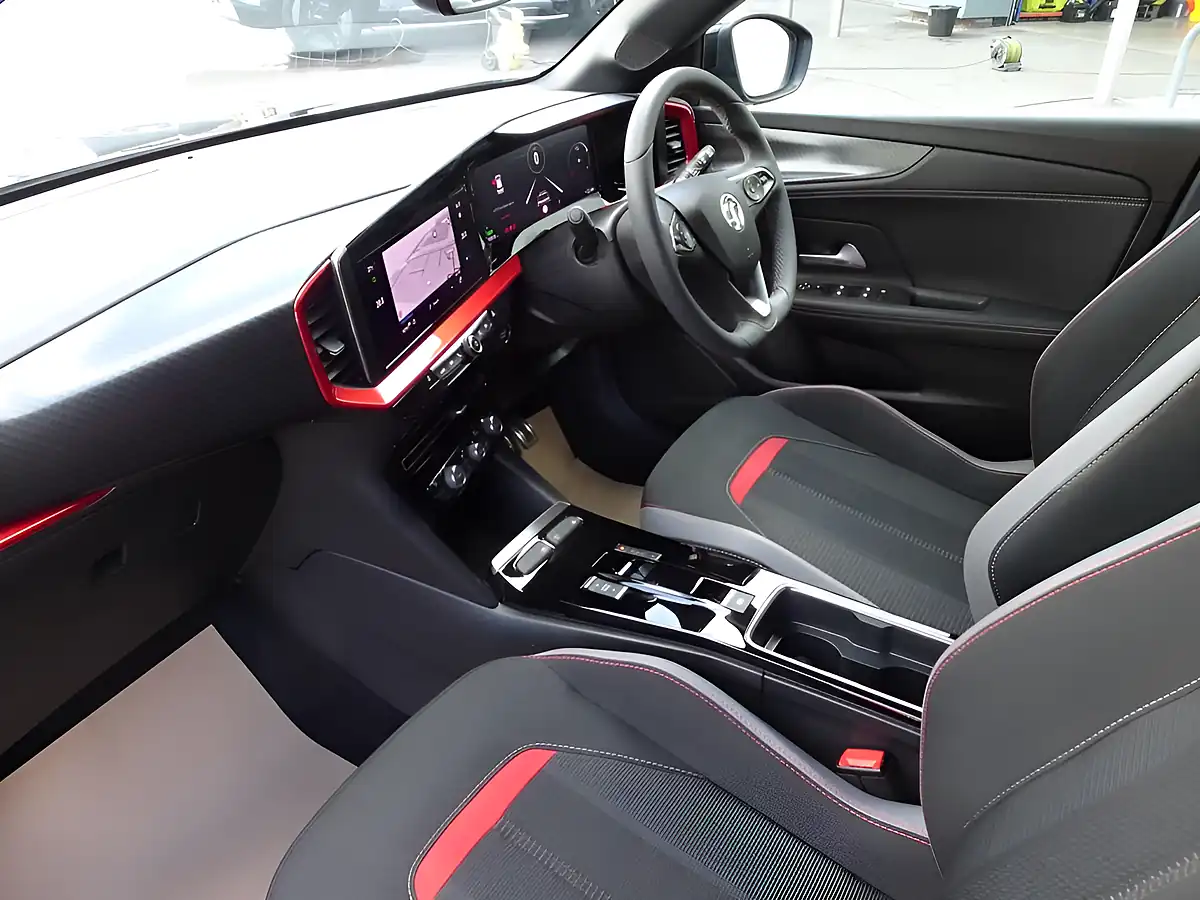 Used 2024 Vauxhall Mokka Electric Gs Carbon Black - Interior and Exterior details 7