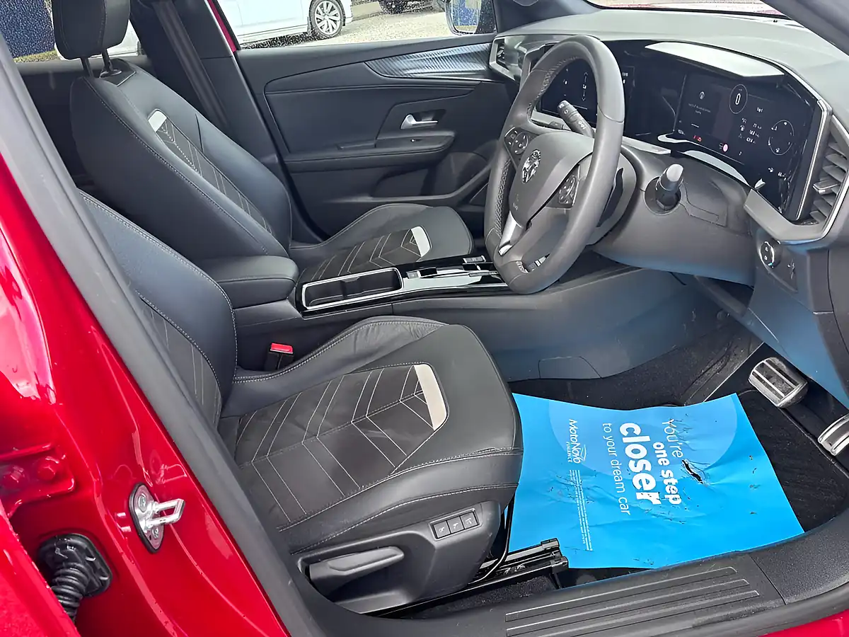Used 2024 Vauxhall Mokka Ultimate Red - Interior and Exterior details 3