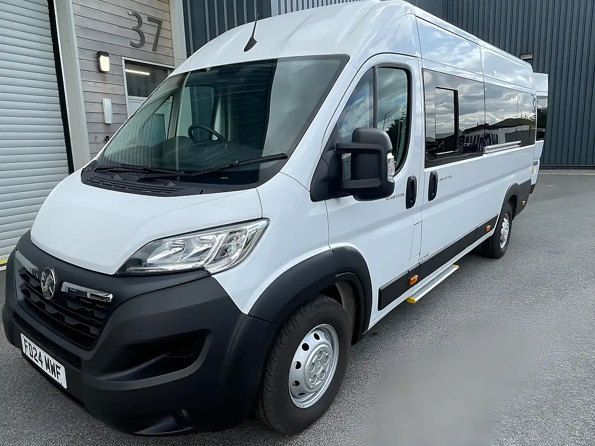 Used 2024 Vauxhall Movano Heavy Premium White - Front View