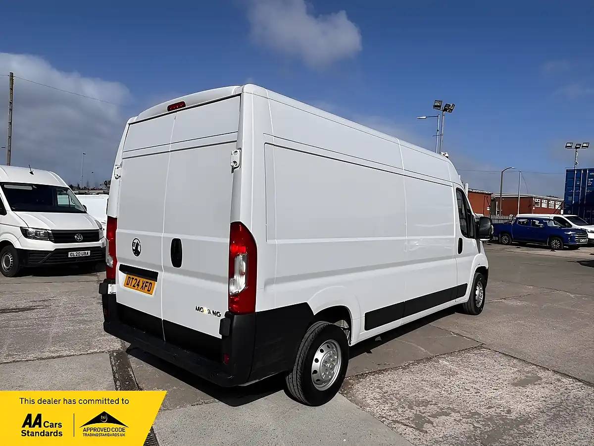Used 2024 Vauxhall Movano Prime White - Interior and Exterior details 6
