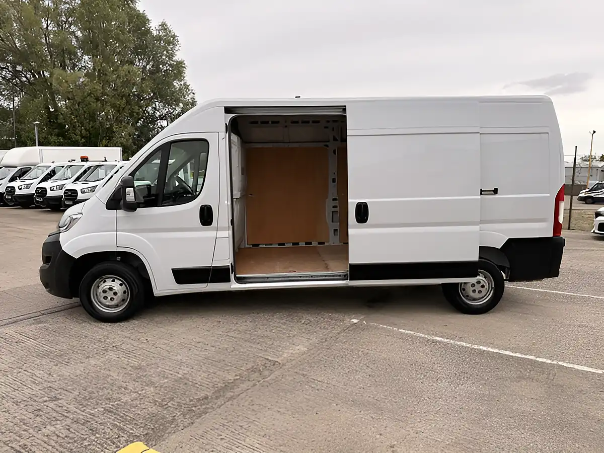 Used 2024 Vauxhall Movano Prime White - Interior and Exterior details 9