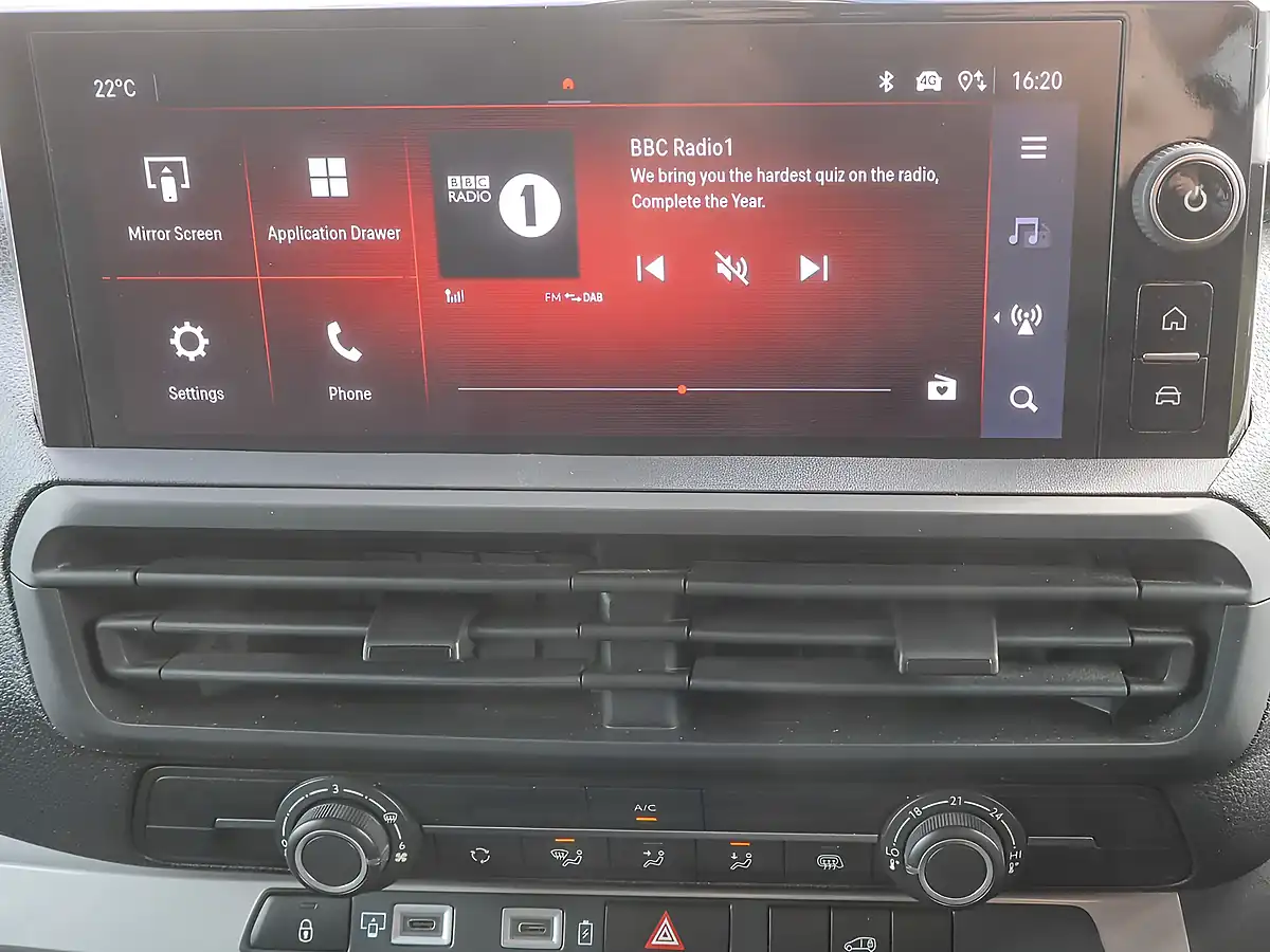 Used 2024 Vauxhall Vivaro 3100 Prime Xl White - Interior and Exterior details 14