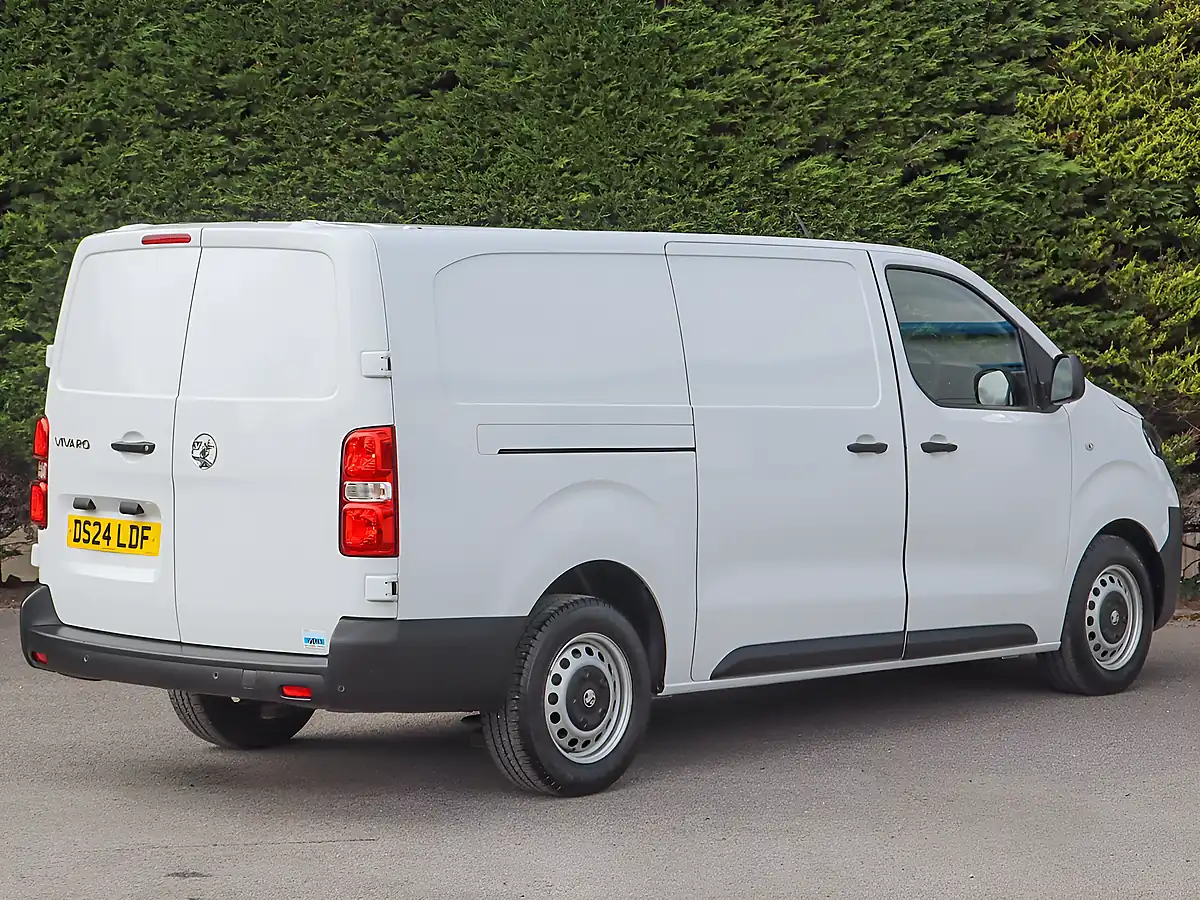 Used 2024 Vauxhall Vivaro 3100 Prime Xl White - Interior and Exterior details 8
