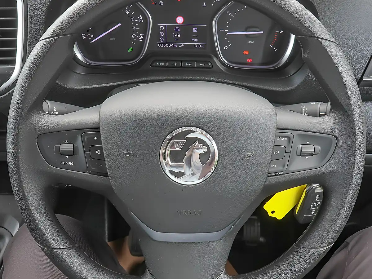 Used 2024 Vauxhall Vivaro 3100 Pro Kaolin White - Interior and Exterior details 13