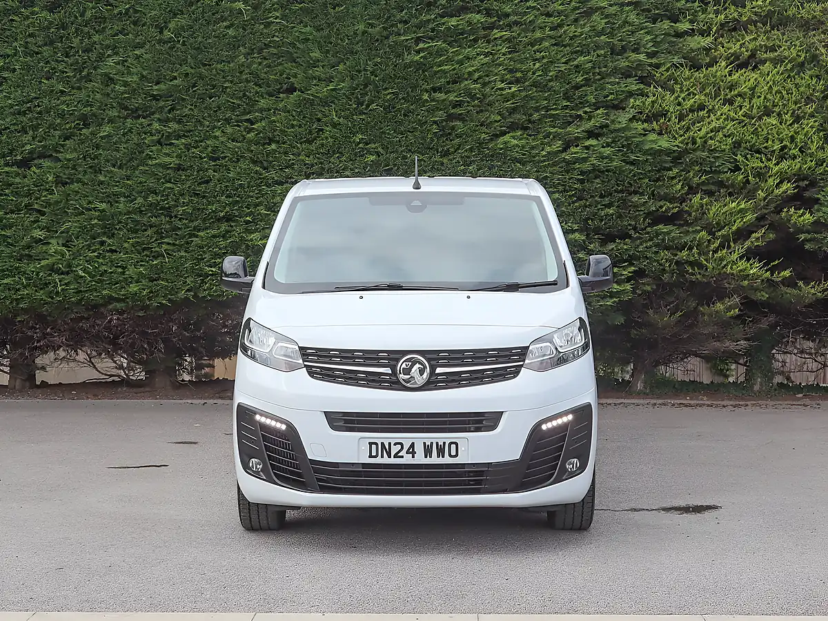 Used 2024 Vauxhall Vivaro 3100 Pro Kaolin White - Interior and Exterior details 3