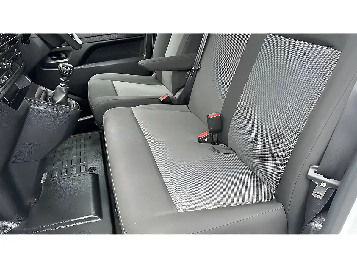 Used 2024 Vauxhall Vivaro Prime Kaolin White - Interior and Exterior details 12