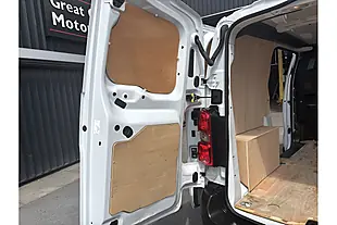Used 2024 Vauxhall Vivaro Prime L1 H1 Kaolin White (brilliant) - Interior and Exterior details 11