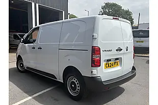Used 2024 Vauxhall Vivaro Prime L1 H1 Kaolin White (brilliant) - Interior and Exterior details 4