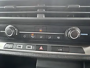 Used 2024 Vauxhall Vivaro Prime White - Interior and Exterior details 11