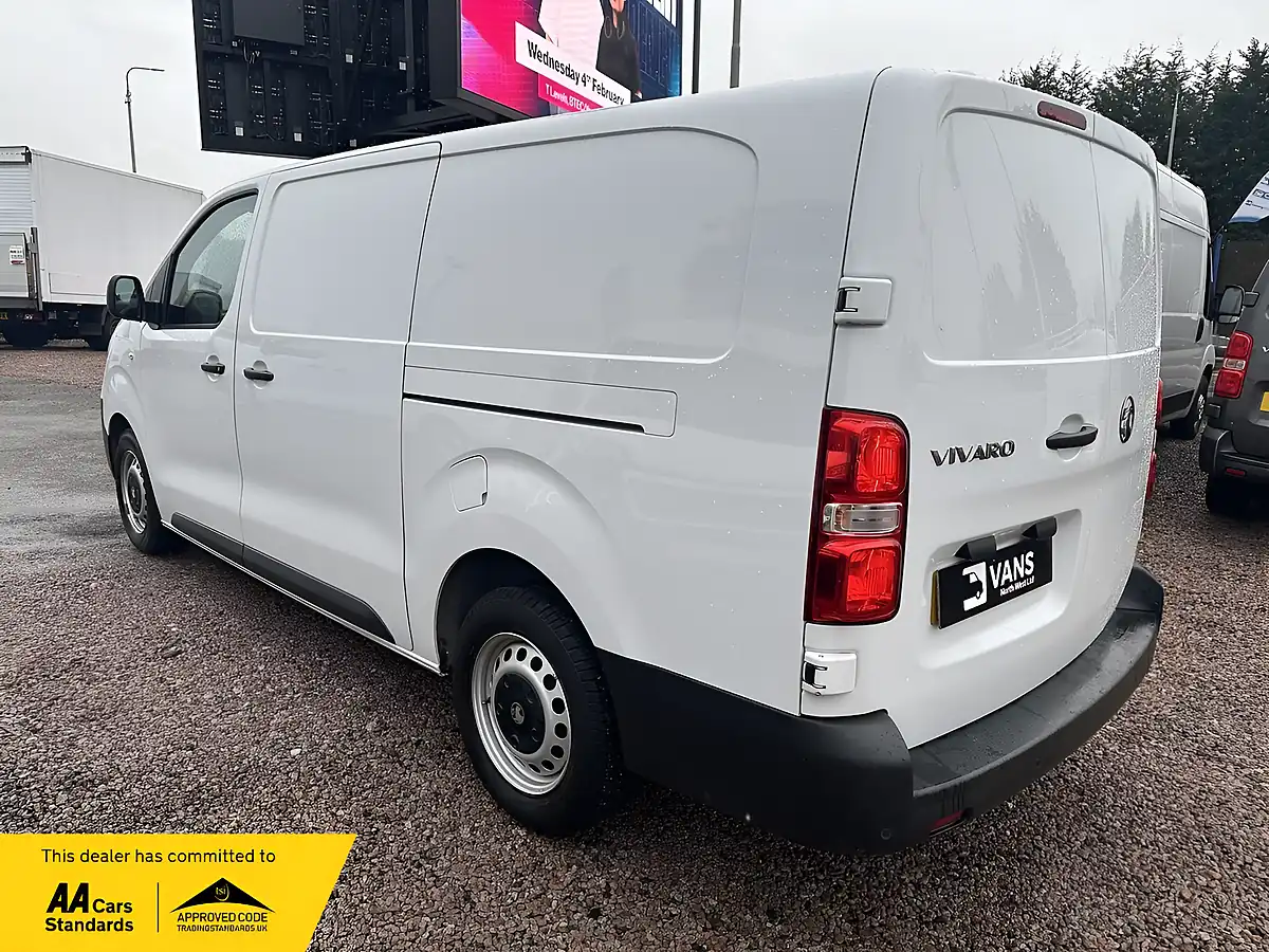 Used 2024 Vauxhall Vivaro Prime White - Interior and Exterior details 5