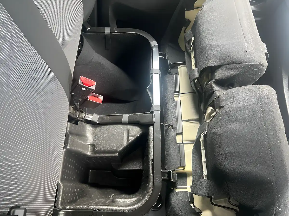 Used 2024 Vauxhall Vivaro Prime Xl Kaolin White - Interior and Exterior details 19
