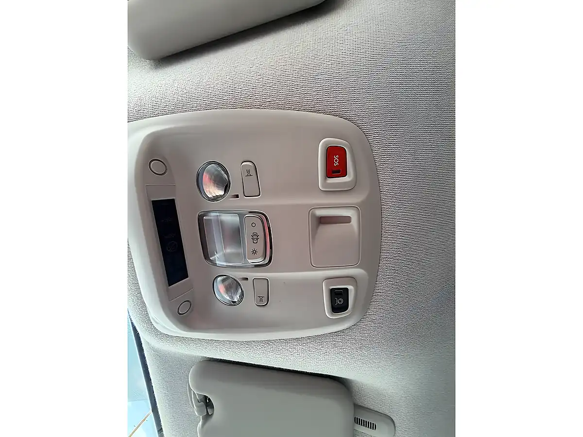 Used 2024 Vauxhall Vivaro Prime Xl Panel Van White - Interior and Exterior details 18