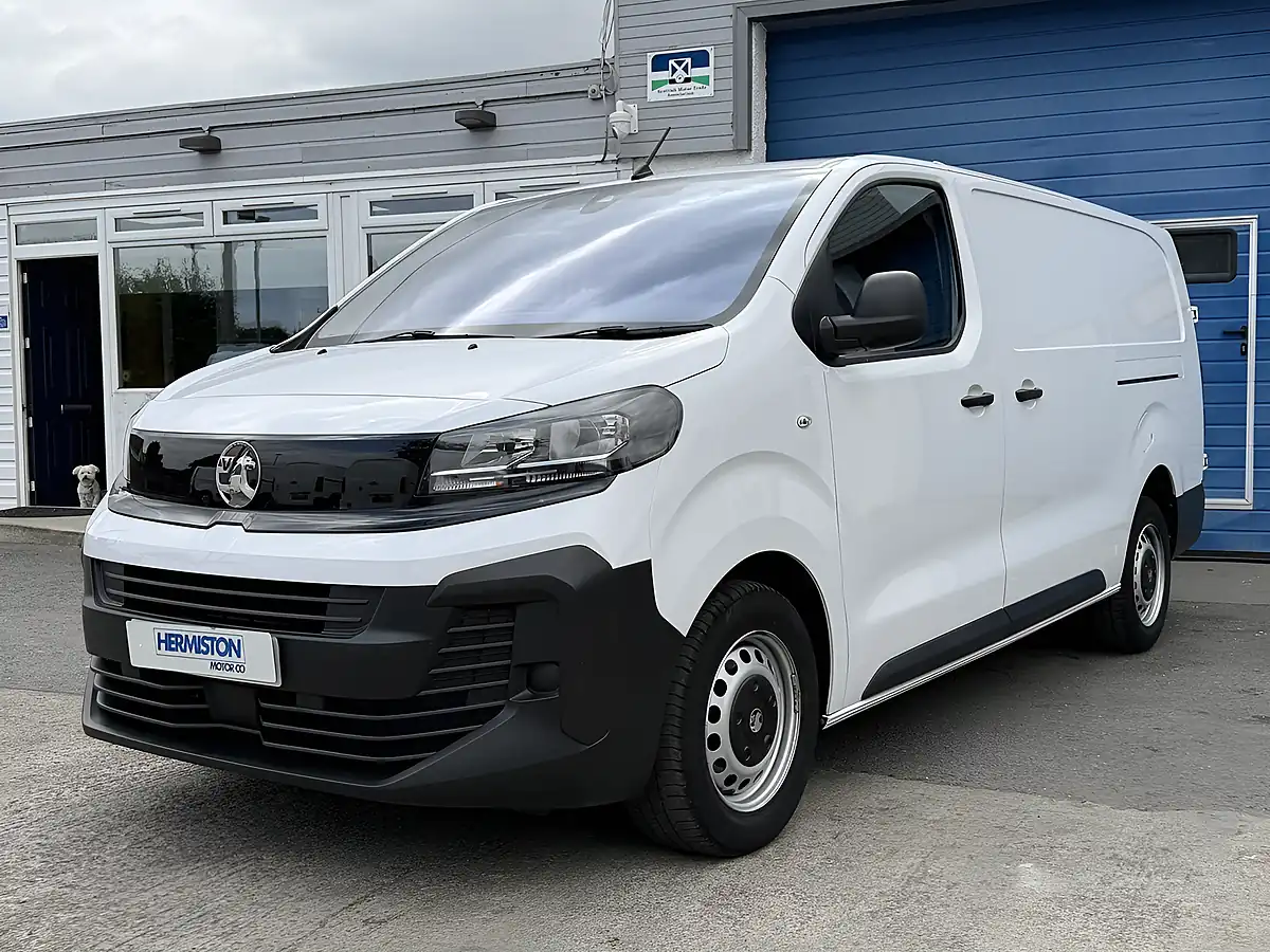 Used 2024 Vauxhall Vivaro Prime Xl Panel Van White - Interior and Exterior details 4