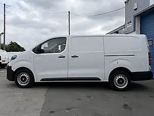 Used 2024 Vauxhall Vivaro Prime Xl Panel Van White - Interior and Exterior details 6
