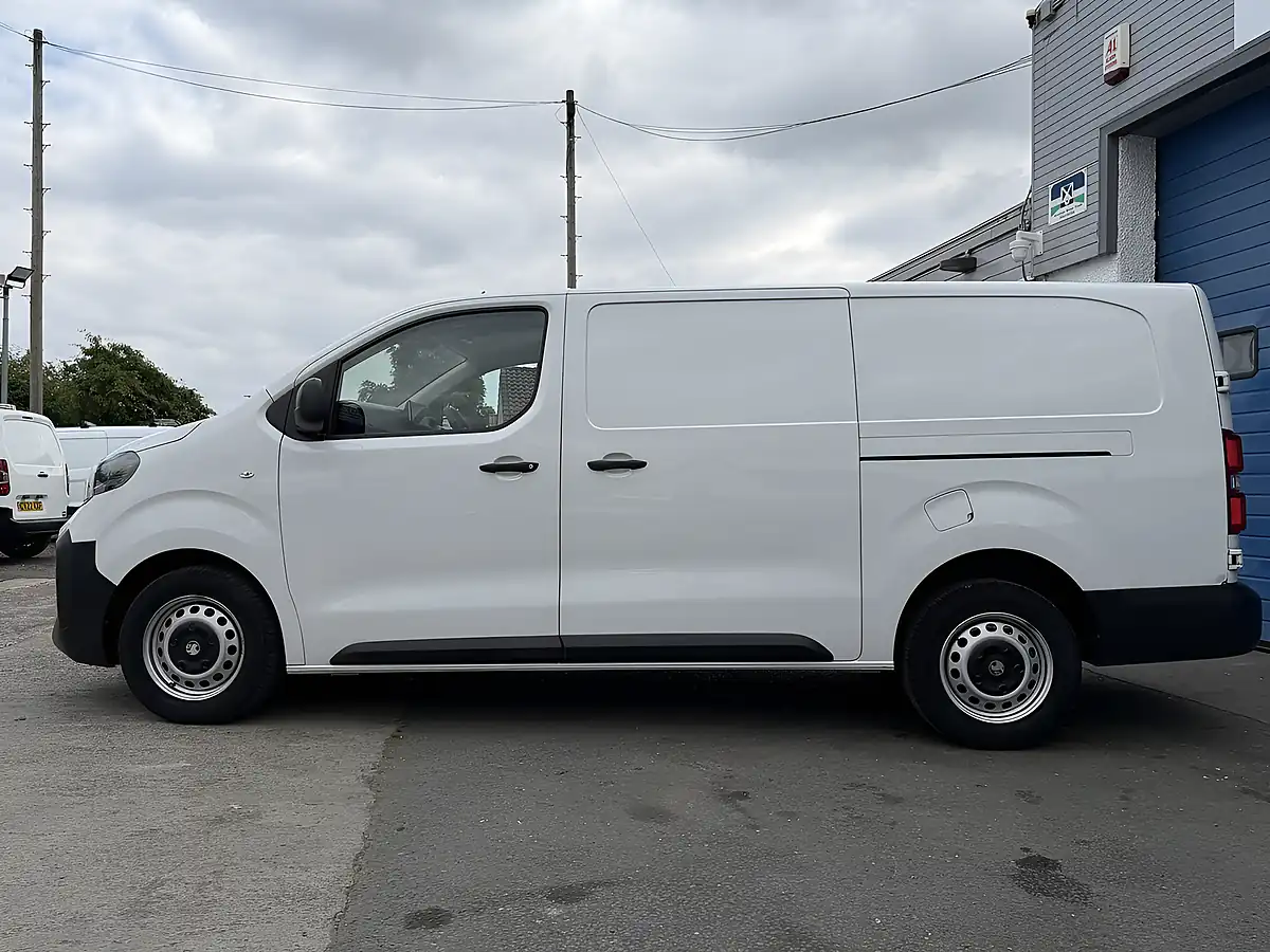 Used 2024 Vauxhall Vivaro Prime Xl Panel Van White - Interior and Exterior details 6