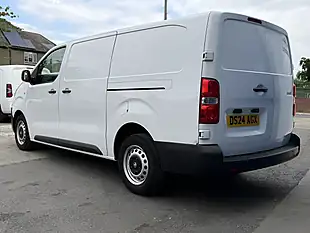 Used 2024 Vauxhall Vivaro Prime Xl Panel Van White - Interior and Exterior details 7