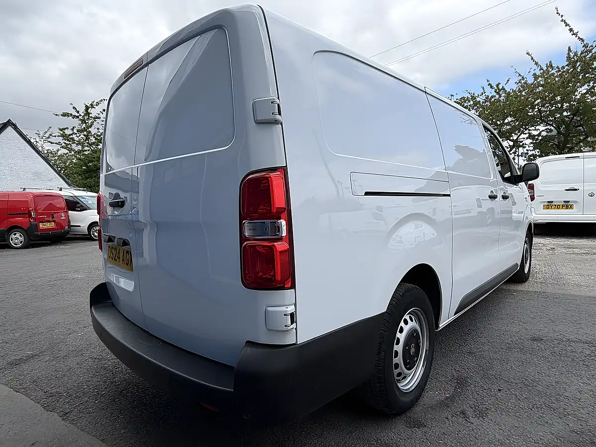 Used 2024 Vauxhall Vivaro Prime Xl Panel Van White - Interior and Exterior details 8