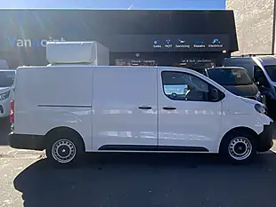 Used 2024 Vauxhall Vivaro Prime Xl White - Interior and Exterior details 7
