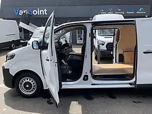 Used 2024 Vauxhall Vivaro Prime Xl White - Interior and Exterior details 9