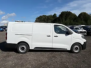Used 2024 Vauxhall Vivaro Prime Xl White - Interior and Exterior details 8
