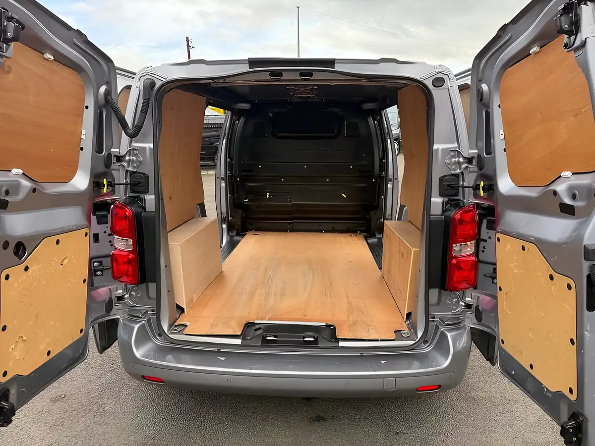 Used 2024 Vauxhall Vivaro Pro Grey - Interior and Exterior details 4
