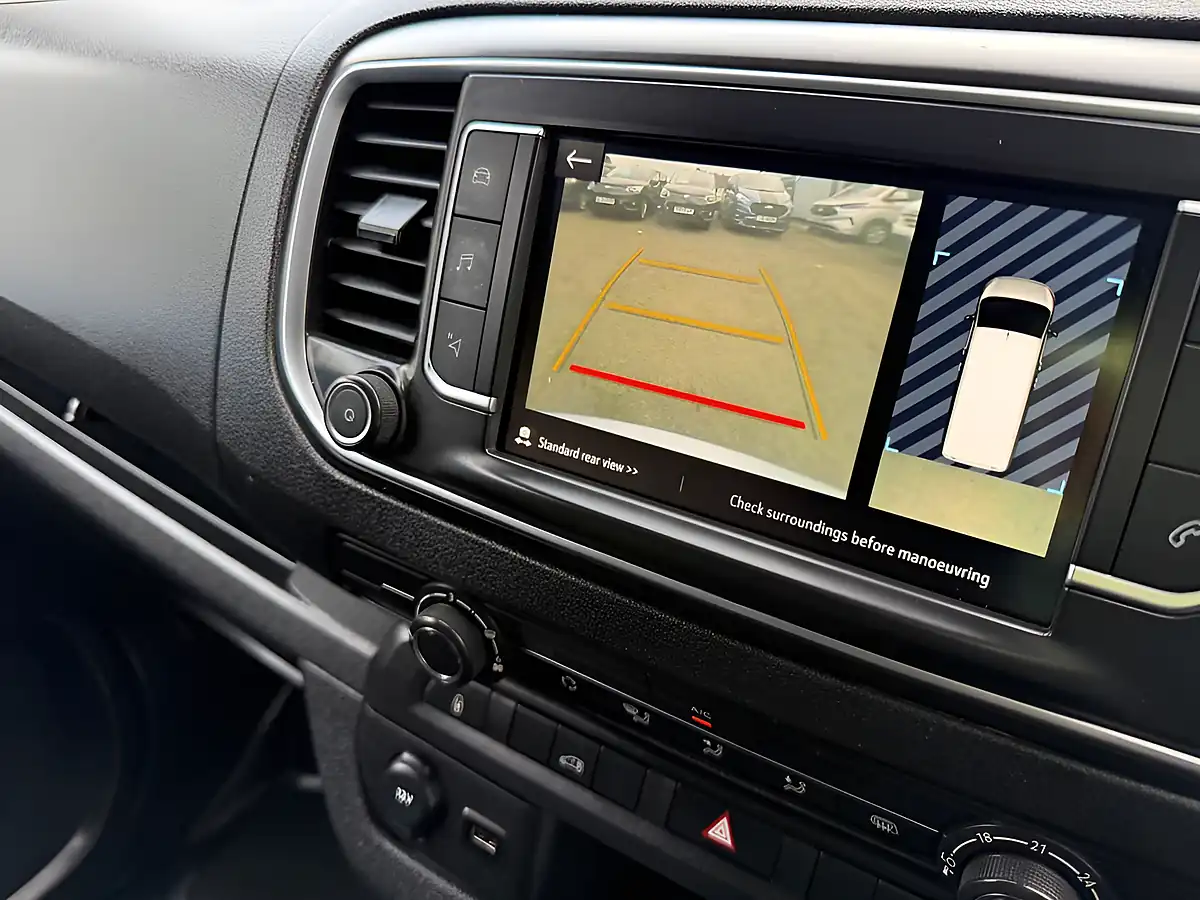 Used 2024 Vauxhall Vivaro Pro Grey - Interior and Exterior details 6