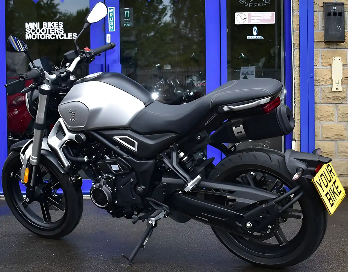 Used 2024 Voge 350ac Grey - Interior and Exterior details 14