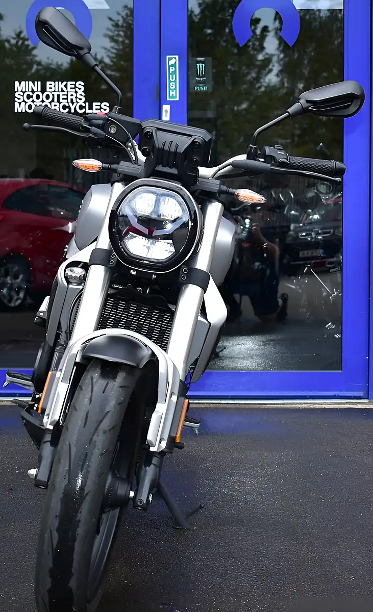 Used 2024 Voge 350ac Grey - Interior and Exterior details 4