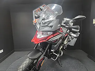 Used 2024 Voge 650 DS Red - Interior and Exterior details 11