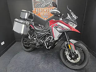 Used 2024 Voge 650 DS Red - Interior and Exterior details 7