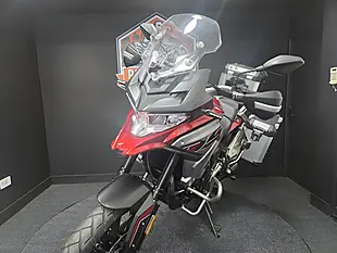 Used 2024 Voge 650 DS Red - Interior and Exterior details 9