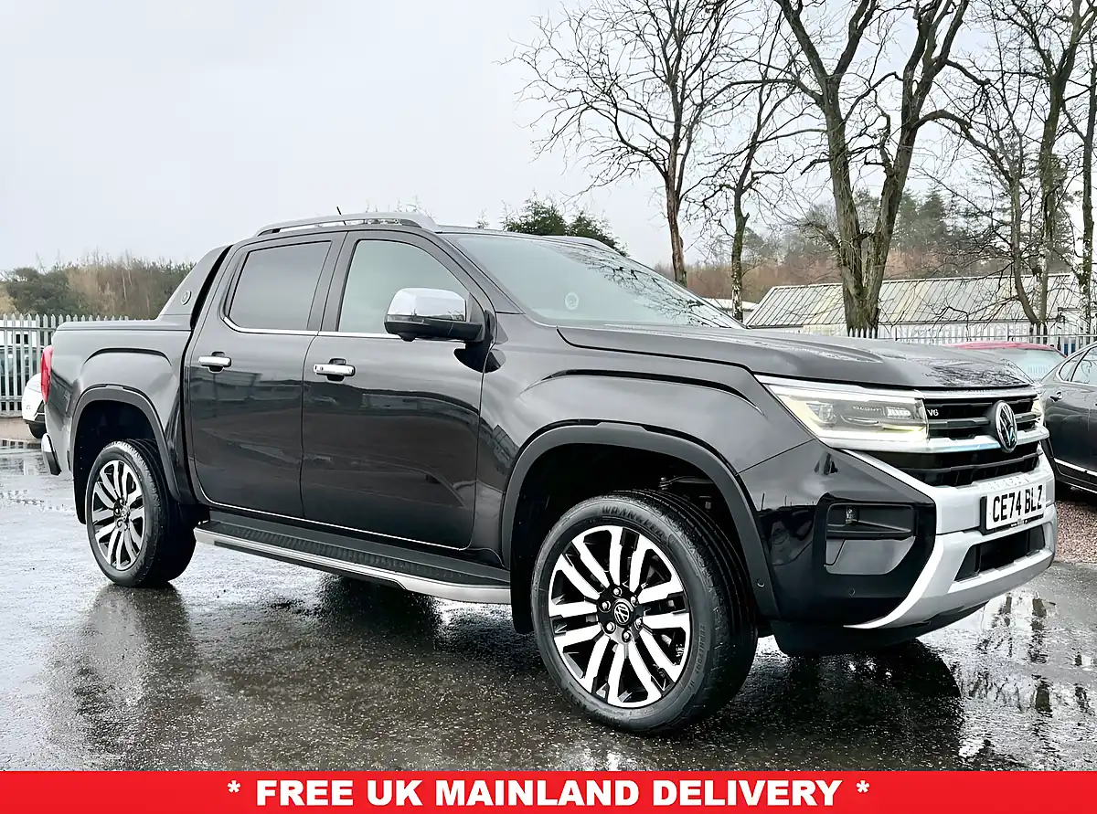 Used 2024 Volkswagen Amarok Aventura Midnight Black - Front View