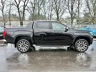 Used 2024 Volkswagen Amarok Aventura Midnight Black - Interior and Exterior details 4