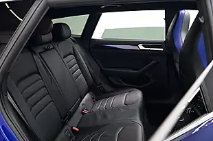 Used 2024 Volkswagen Arteon R Shooting Brake Blue - Interior and Exterior details 20
