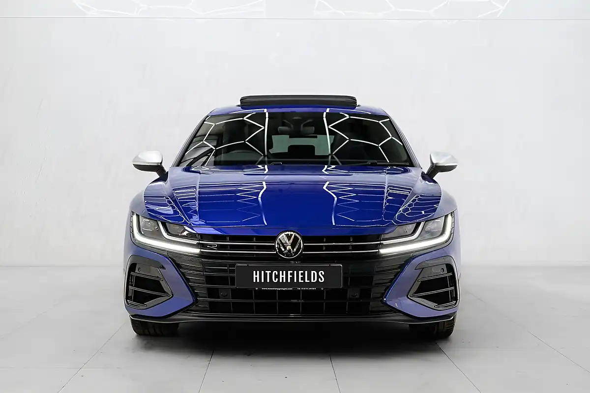Used 2024 Volkswagen Arteon R Shooting Brake Blue - Interior and Exterior details 4