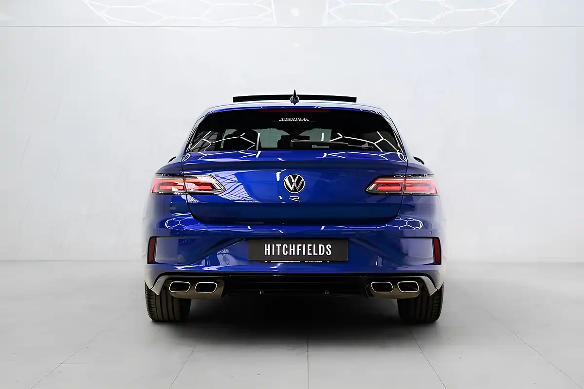 Used 2024 Volkswagen Arteon R Shooting Brake Blue - Interior and Exterior details 7